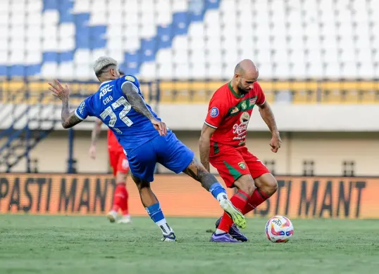 Link live streaming Persebaya vs Persib di pekan 25 Liga 1 2024-25. (Sumber: persebaya.id)