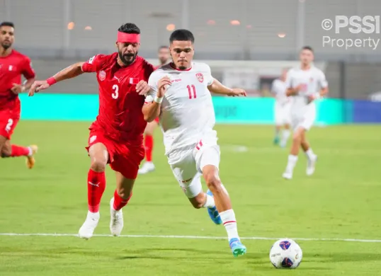 Potret pertandingan kualifikasi Piala Dunia 2026 saat Timnas Indonesia melawan Bahrain pada putaran pertama. (Sumber: PSSI)