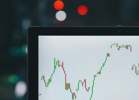 Ingin beli saham luar negeri? Ikuti cara mudah dan praktis melalui aplikasi. Panduan lengkap untuk pemula ada di sini!(Sumber: Unsplash/m.)