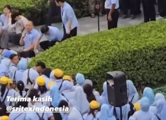 Dirut dan karyawan PT Sritex (Sumber: Instagram/@sritexindonesia)