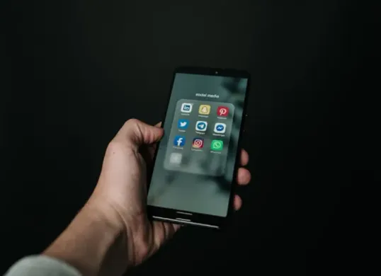 Anda bisa meningkatkan performa Hp baru Anda menggunakan langkah-langkah berikut. (Sumber: (pexels/Magnus Mueller))