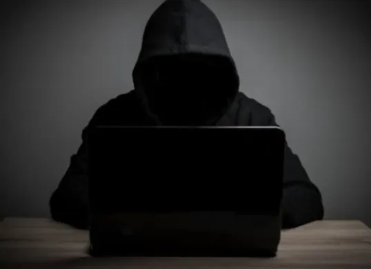Begini cara mudah untuk mencegah penyadapan pada HP, lindungi data privasi keamanan Anda. (Sumber: Pinterest | Foto: toughnickel)