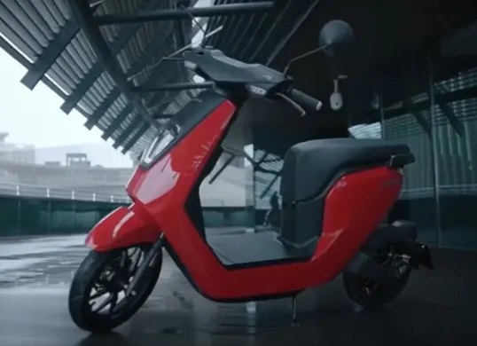 Tampilan motor listrik Honda U-Go. (Sumber: Tangkap Layar YouTube/Electric Vehicle Channel)