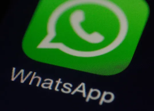 Cara atasi kode verifikasi WhatsApp yang tidak terkirim. (Sumber: Pixabay/@Arivera)