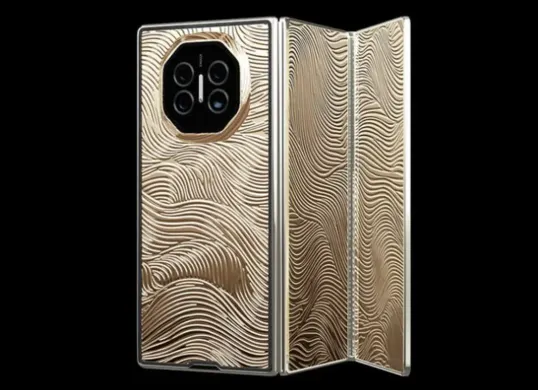 Huawei Mate XT Ultimate versi 'sultan' yang dilapisi emas 18 karat (Sumber: Caviar)