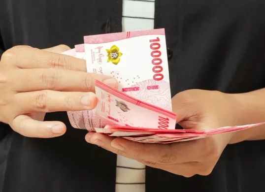 Bansos BLT BBM akan segera dicairkan untuk penerima manfaat yang terdaftar. (Sumber: Pinterest)