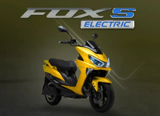 Tampilan motor listrik Polytron Fox S dengan desain sporty dan aerodinamis. (Sumber: polytronev.id)
