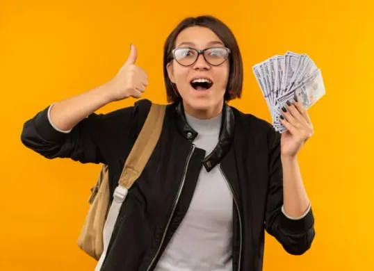 9 weton ini dibanjiri rezeki berkat kerja kerasnya. (Sumber: Freepik)