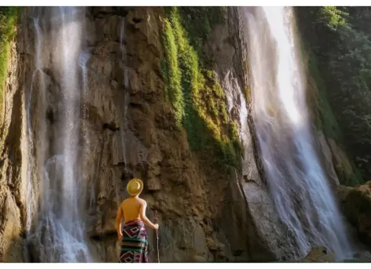 Curug Cikaso tawarkan keindahan alam (Sumber: Instagram/@dishut_jabar)