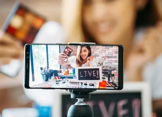 ide live streaming TikTok yang menarik. (Sumber: Pinterest/Tmark)