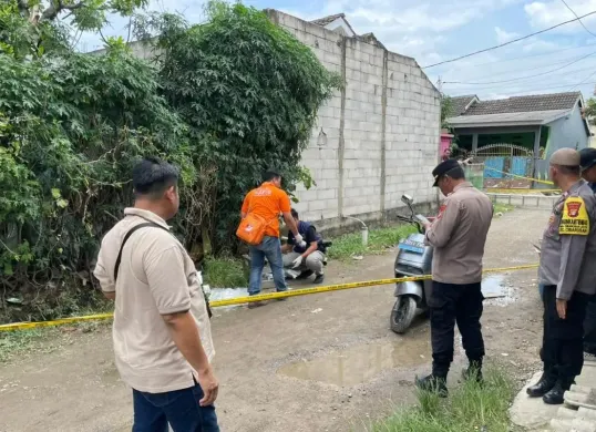Fakta-fakta aktor Sandy Permana yang ditemukan tewas dengan luka tusuk di pinggir jalan. (Sumber: Doc.Polres Bekasi)