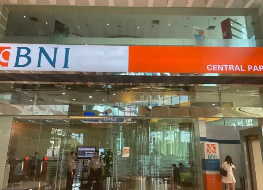 Cara mengajukan KUR BNI 2025 untuk pinjaman Rp100 juta. (Sumber: Wikimedia Commons)