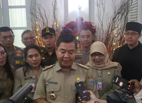 Pj Gubernur Jakarta Teguh Setyabudi klarifikasi soal Pergub poligami. (Sumber: Poskota/Pandi Ramedhan)