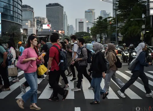 Wacana Pemangkasan Masuk Kantor Jadi 4 Hari