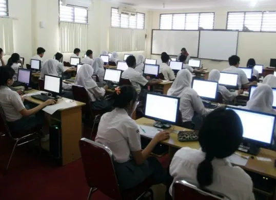 Jadwal seleksi CPNS 2025 bocor! Siapkan dokumen dan pelajari soal dari sekarang. (Sumber: Pinterest)