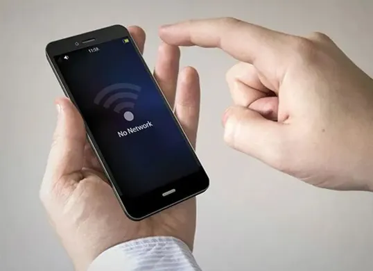 Pelajari penyebab dan solusi praktis untuk mengembalikan fungsi kartu SIM di HP Android. (Sumber: Pinterest/gizbot.com)