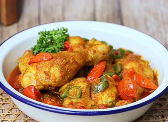 Resep pesmol ayam ala Rudy Choirudin (Sumber: Tangkap Layar YouTube/Simple Rudy)