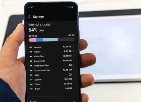 Cara bersihkan memori HP Android. (Sumber: Pinterest/asurion.com)