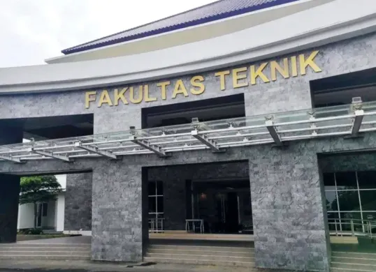 Ilustrasi daftar kampus terbaik di bidang teknik yang ada di Indonesia. (Sumber: Unsoed)