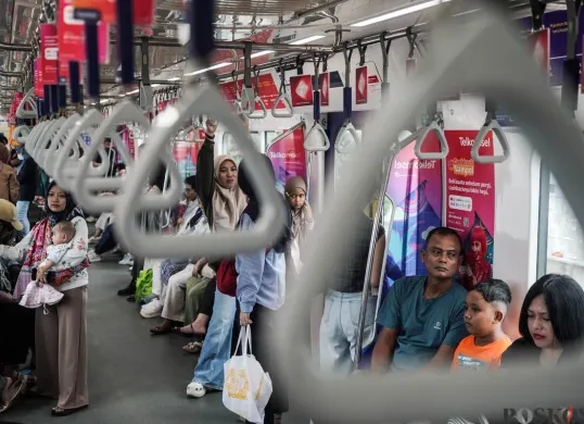 Moda Raya Terpadu (MRT) Jakarta kembali beroperasi normal pada Minggu, 31 Agustus 2025. (Sumber: Poskota/Bilal Nugraha Ginanjar)