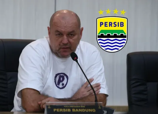 Pelatih Persib Bandung, Bojan Hodak buka suara soal minat klub lain dan kemungkinan pemainnya dipinjamkan. Simak penjelasannya. (Sumber: persib.co.id)