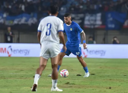 Cek prediksi line up dan skor Persib Bandung vs Dewa United di Piala Presiden 2025 hari ini (Sumber: persib.co.id)