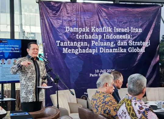 Wakil Ketua Umum Partai Golkar Bambang Soesatyo menggelar diskusi 'Dampak Konflik Israel-Iran Terhadap Indonesia: Tantangan, Peluang, dan Strategi Menghadapi Dinamika Global' di kawasan Senayan, Jakarta. (Sumber: Dok. Panitia)
