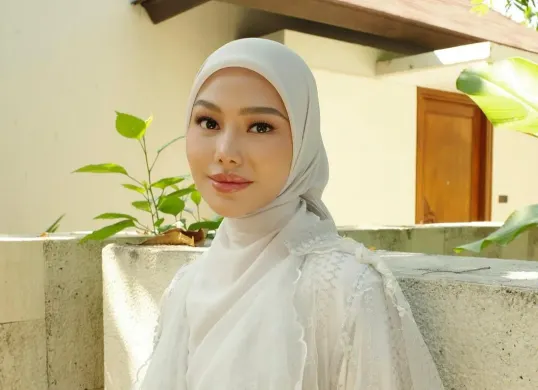 Nadia Venika pegawai asuransi viral (Sumber: Instagram/@daraarafah)