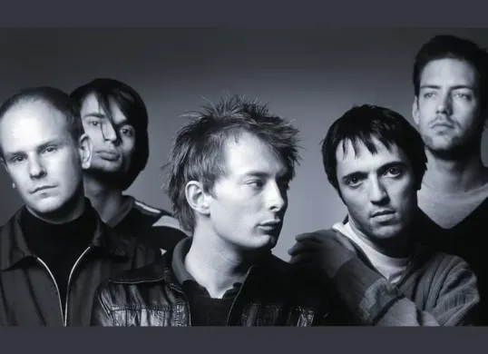 Lirik lagu dan chord let down oleh Radiohead (Sumber: Radiohead)