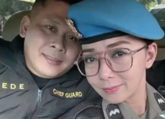 Sosok Aipda Ni Luh Putu Eka Purnawianti dan Dede 'Elang Bali' yang terjerat kasus pemerasan dan pelanggaran kode etik. (Sumber: TikTok/@elangbalix)