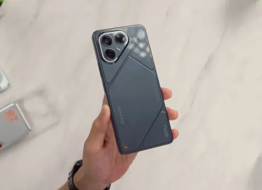 Ilustrasi. Tecno Pova 7. (Sumber: YouTube/Gadgetin)