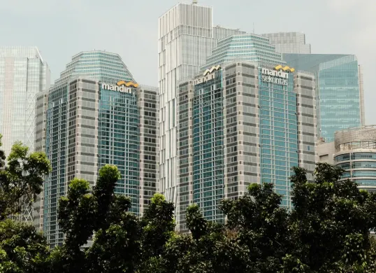Suasana Gedung Bank Mandiri, Masuk peringkat 115 dalam Top 1000 World Banks 2025 versi The Banker. (Sumber: Dok. Bank Mandiri)