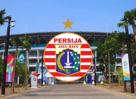 Manajemen Persija Jakarta buka suara soal lambatnya transfer pemain baru musim ini. (Sumber: Istimewa)