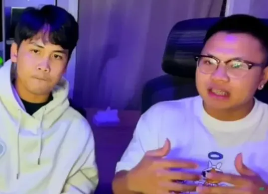 Bintang Emon dan Bigmo TikTok dalam sebuah live streaming. (Sumber: tangkapan layar)