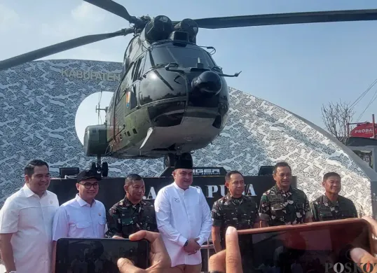 Peresmian monumen helikopter SA-330 Puma di Cibinong, Kabupaten Bogor, Jumat, 25 Juli 2025. (Sumber: Poskota/Sekar Putri Andini)