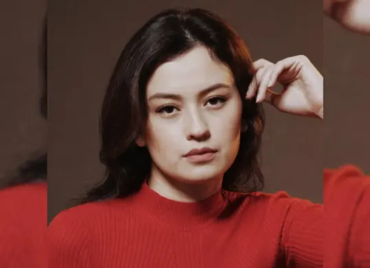 Status WNA Kimberly Ryder pengaruhi kepemilikan aset pasca perceraian. Ia jelaskan alasan belum pindah kewarganegaraan ke Indonesia meski telah berkarier 17 tahun di Tanah Air. (Sumber: Instagram/@kimbrlyryder)