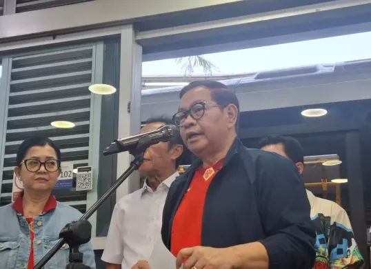 Gubernur Jakarta Pramono Anung menunjuk eks juru bicara (jubir) Anies Baswedan sebagai Komisaris JakPro. (Sumber: Dok. Poskota/M. Tegar Jihad)