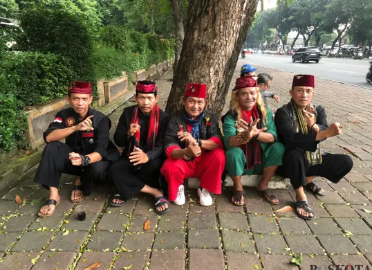 Para jawara dari berbagai perguruan silat Betawi. (Sumber: Poskota/M. Tegar Jihad)