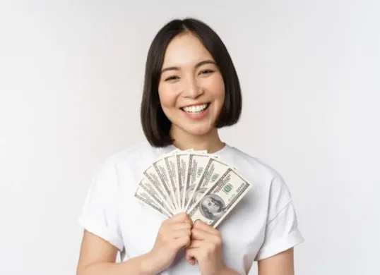 Segera cair, begini cara cek penerima bantuan subsidi upah (BSU) 2025. (Sumber: Freepik)