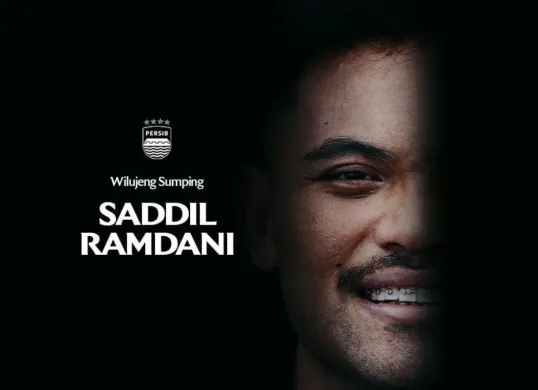 Persib Bandung secara resmi mengumumkan Saddil Ramdani sebagai pemain baru untuk Liga 1 musim 2025/2026. Pengumuman unik pakai videotron. (Sumber: Persib)