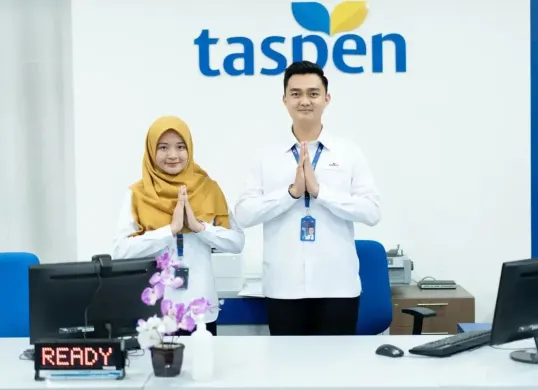 Update terbaru pencairan gaji pensiunan PNS Agustus 2025. Pelajari syarat otentikasi wajib, bank mitra pembayaran, dan cara verifikasi untuk percepat pencairan dana pensiun Anda. (Sumber: Dok. Taspen)