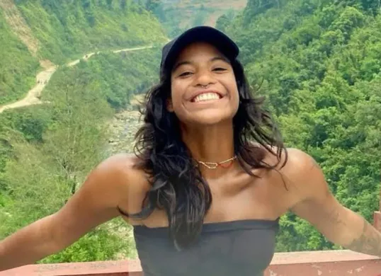 Potret pendaki asal Brasil, Juliana Marins yang terjatuh di lereng Gunung Rinjani. (Sumber: X/@yankisner)