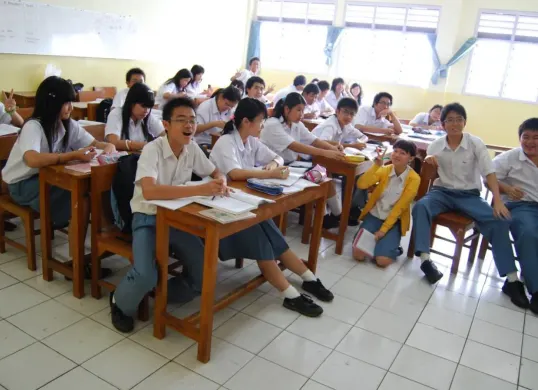 Potret anak-anak SMA. (Sumber: Flickr)