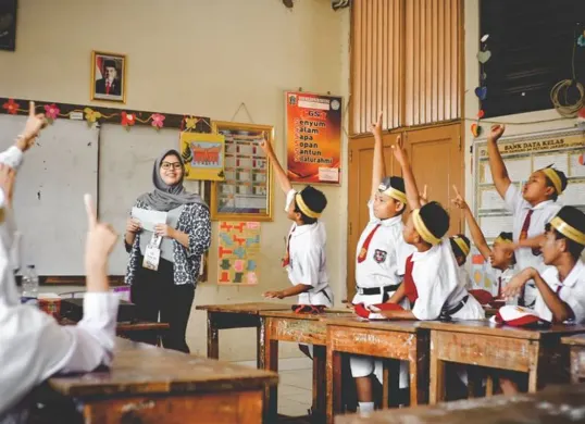 Segera aktivasi rekening bantuan insentif guru non-ASN 2025! Panduan lengkap syarat, prosedur, dan cek status penerima di sini. (Sumber: Pinterest)