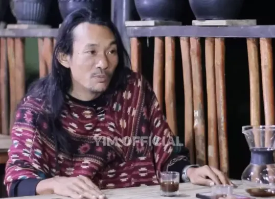 Kronologi Lengkap Evakuasi Juliana Marins yang Jatuh 600 Meter di Gunung Rinjani (Sumber: Youtube/@PodcastBicaraSanta)