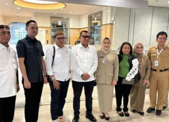 Komisi C DPRD Swasta melakukan kunjungan kerja ke RSUD Tarakan, Jakarta Pusat (Sumber: Dok. Sekretariat DPRD Jakarta)