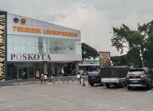 Terminal Leuwipanjang, Kota Bandung. (Sumber: Poskota/Arip Apandi)