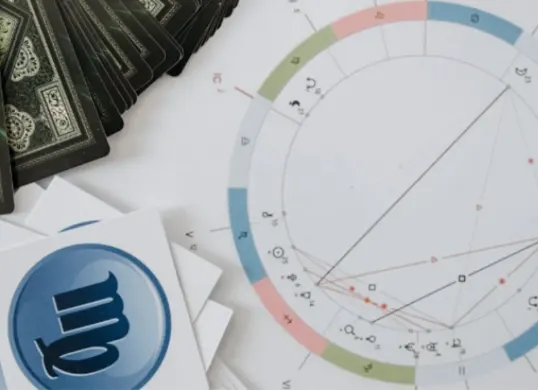 Meskipun beberapa zodiak diprediksi akan lebih hoki besok, bukan berarti yang lainnya tidak memiliki kesempatan untuk meraih kesuksesan. (Sumber: Pexels/Pavel Danilyuk)