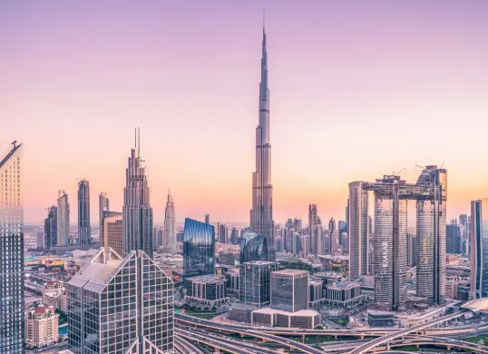 Unik! Ternyata Waktu Berbuka di Satu Gedung Burj Khalifa Berbeda-beda di Tiap Lantainya (Sumber: Unsplash/ZQ Lee)