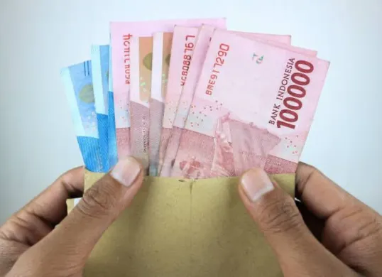 Di tahun 2025, kamu berpeluang mendapatkan berbagai dana bansos seperti PKH, BPNT, dan bahkan modal usaha. (Sumber: Pinterest)